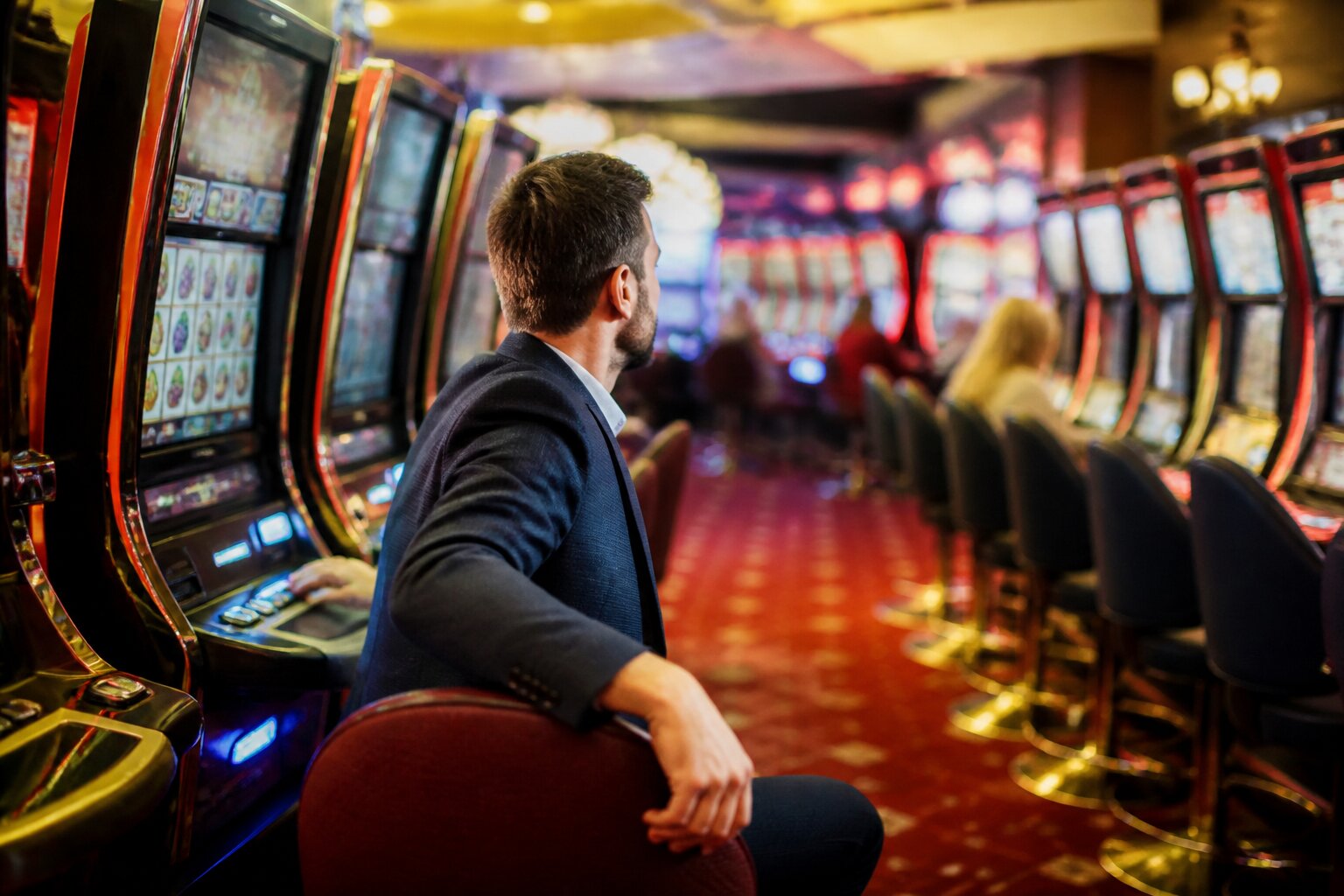 Should You Move To Another Slot Machine After Winning In Casinos?